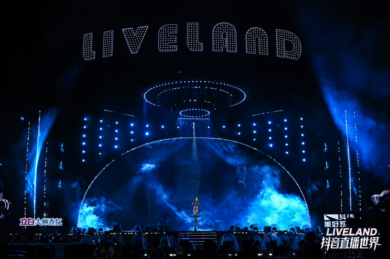 Live Tour by YZ DITEC Live Tour by YZ DITEC