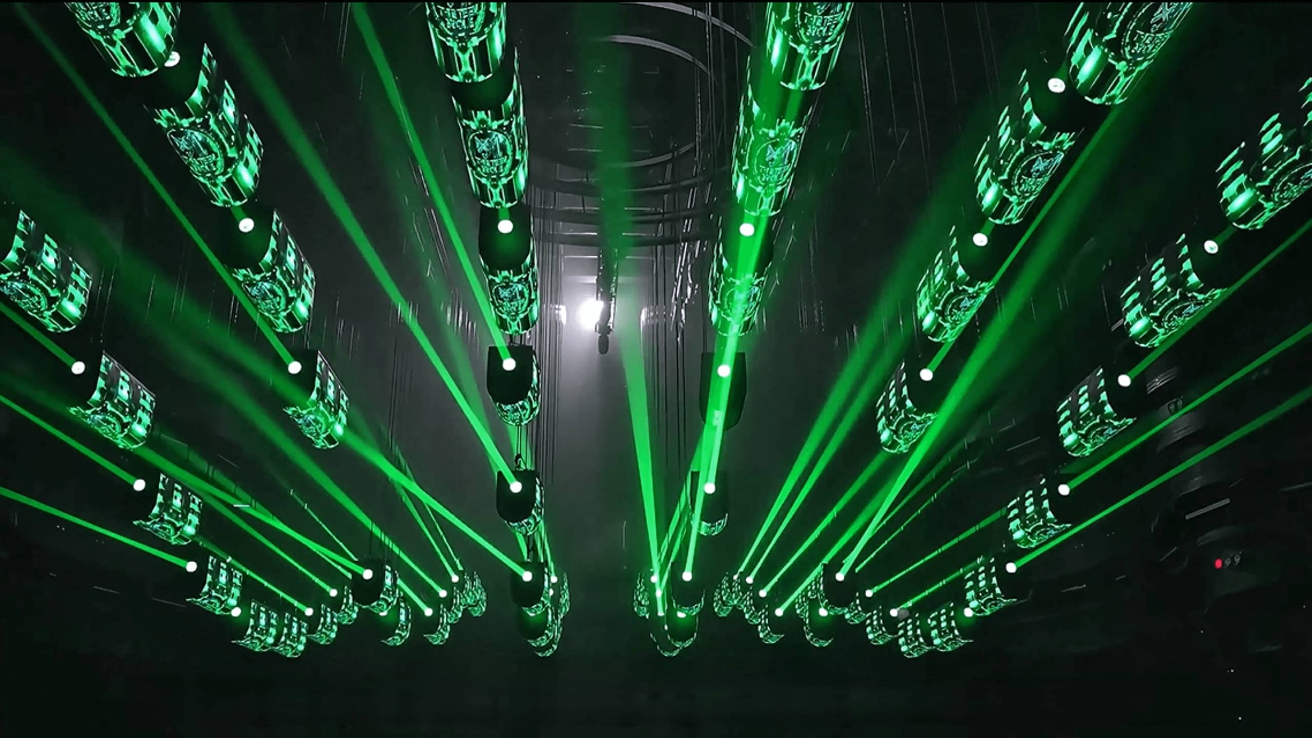 97채널 모션 통합 — 써틴 울브스 나이트클럽 프로젝트